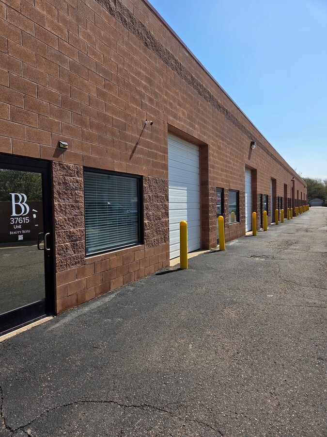 Photo - 37615 S Groesbeck Hwy