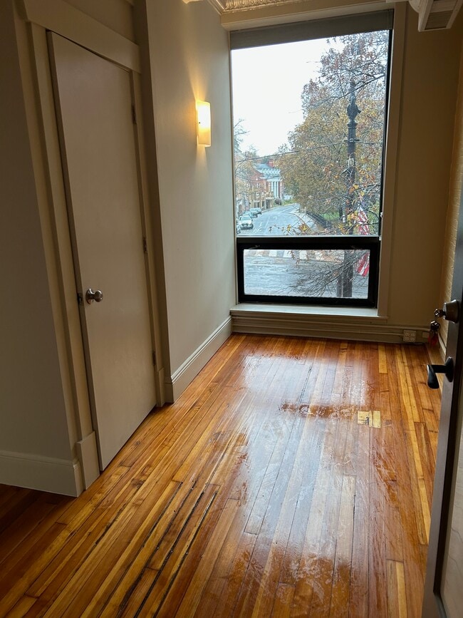 Photo - 98 Main St Unit 2nd Fl