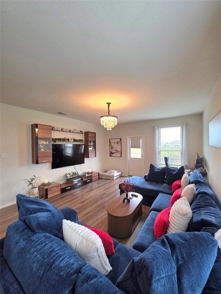 Photo - 350 Bedford Falls Ln