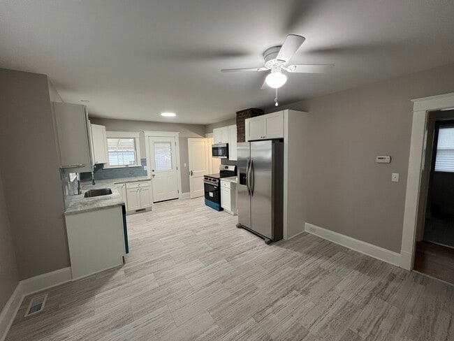 Photo - 109 Harvey St