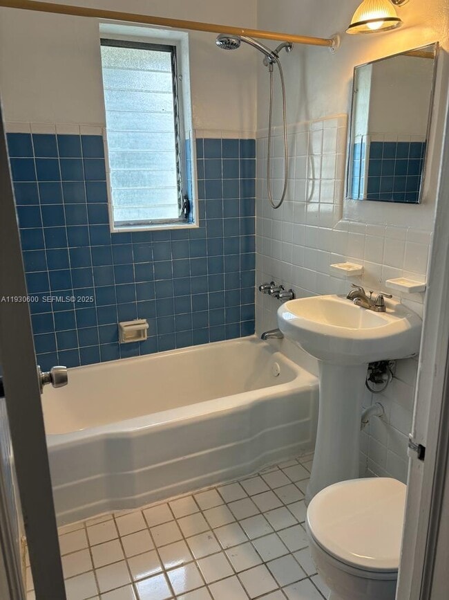 Photo - 760 Jefferson Ave Unit 14