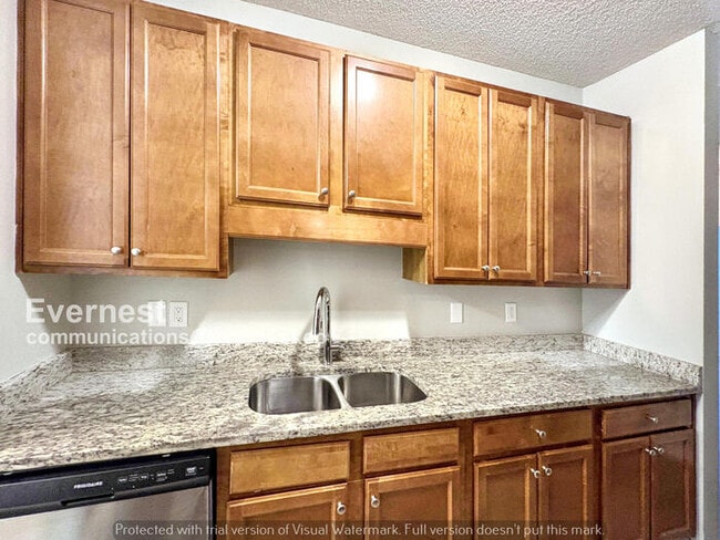 Photo - 223 Shenandoah Dr