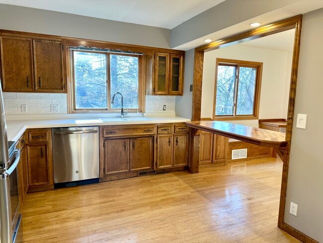 Photo - 7303 Glouchester Dr