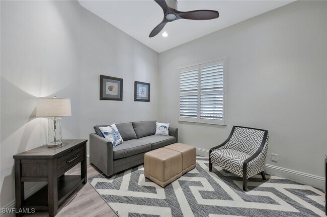 Photo - 831 Sailaway Ln Unidad 203