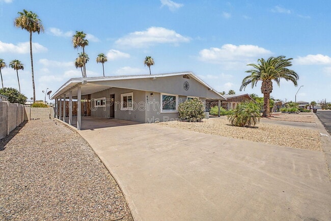 Photo - 462 S 80th Pl