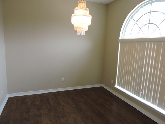 Photo - 5831 Buckskin Ct