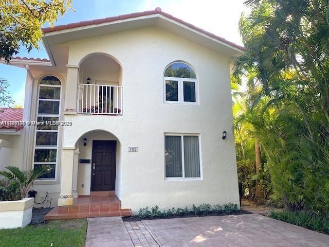 Photo - 402 Majorca Ave Casa