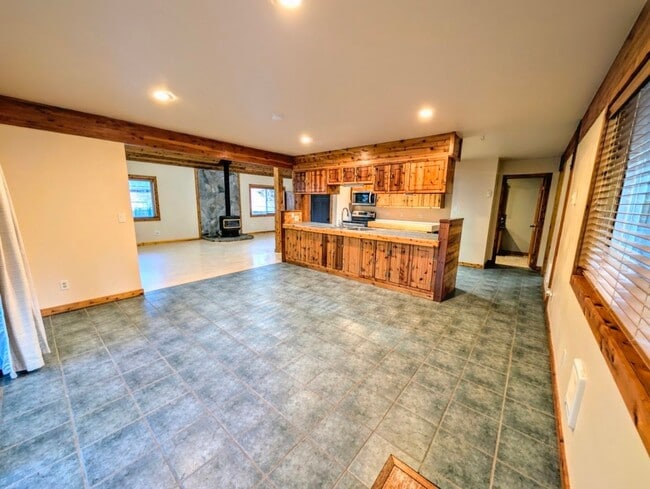 Photo - Cozy Northwest Living in Lake Minterwood – Spacious Home with Garage