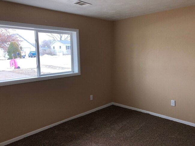 Photo - 607 7th St Unit 2