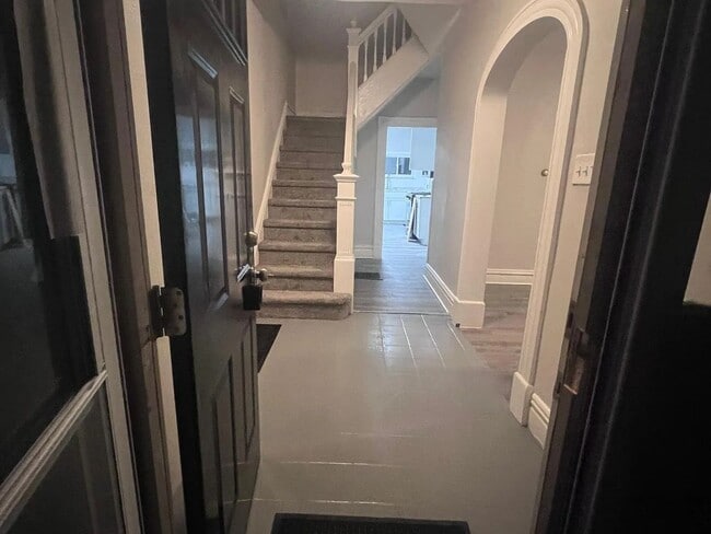 Beautiful newly renovated 3 bedroom - Beautiful newly renovated 3 bedroom House