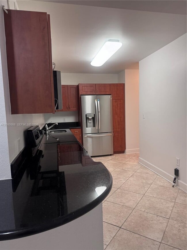 Photo - 401 NE 69th St Unidad 607