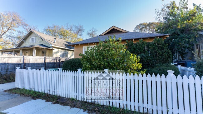 Photo - 1554 15th Ave