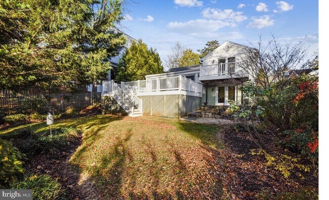 Photo - 2300 King Pl NW