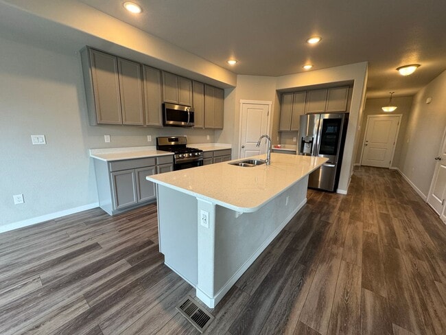 Photo - Spacious & Stylish 4BR Home in Lorson Ranc...