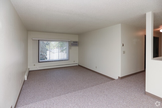 2BR, 1BA - 864SF
