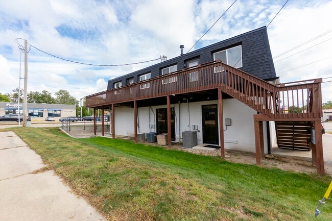 Photo - 810 E 18th St Unit 810