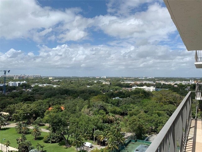 Photo - 780 NE 69th St Unidad 1507