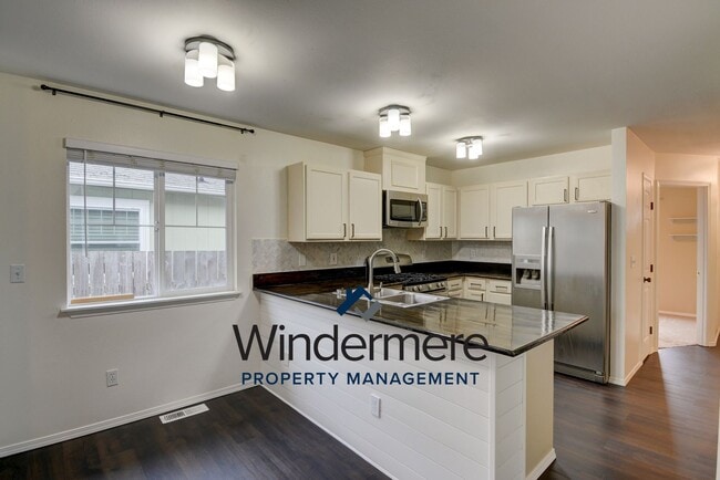 Photo - 3 Bed 2 Bath House in Spring Hollow