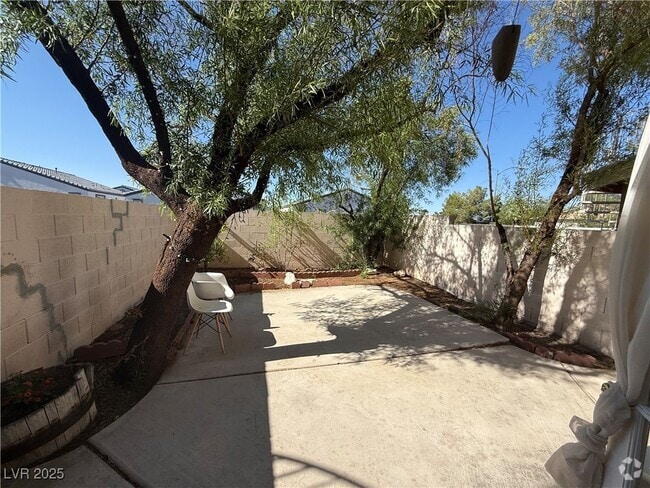 Building Photo - 8004 Celestial Ave Rental