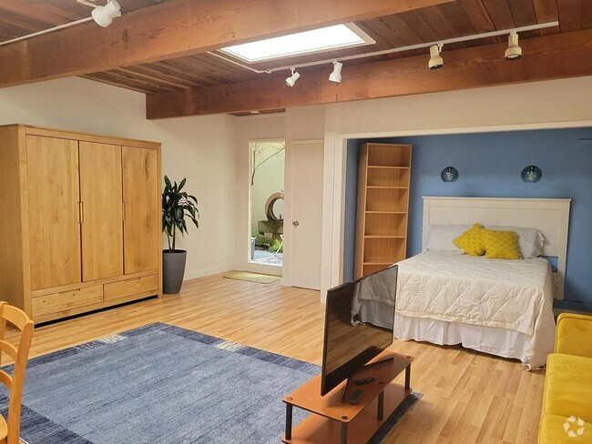 Building Photo - 1962 Adele Pl Rental