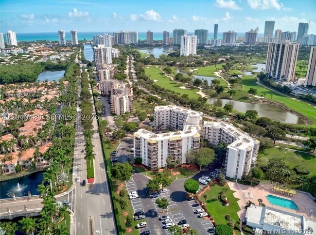 Photo - 20500 W Country Club Dr Unit 109