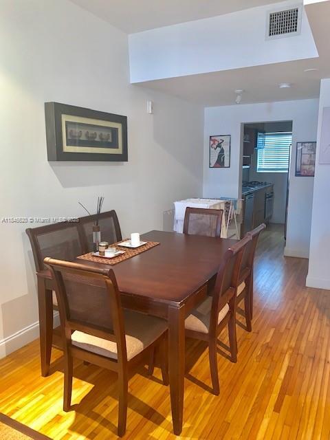 Photo - 1330 Drexel Ave Unit 205