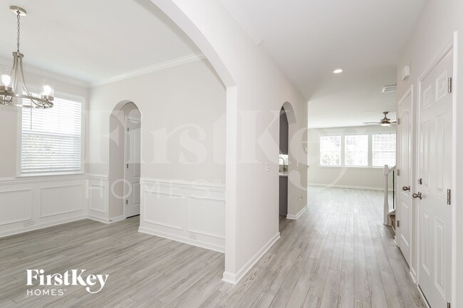Photo - 2641 Kinmere Dr
