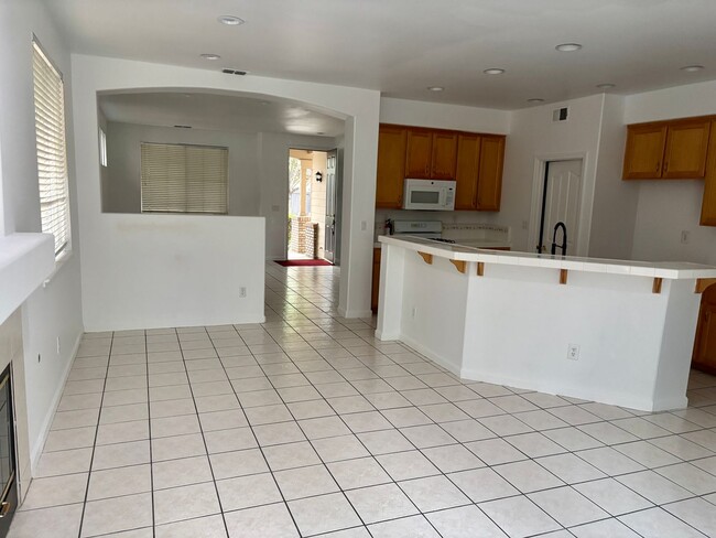Photo - Immaculate 4/2 Single Story (N. Natomas)! **Please read entire ad for viewings**