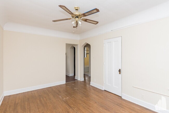 Photo - 4410 N Wolcott Ave