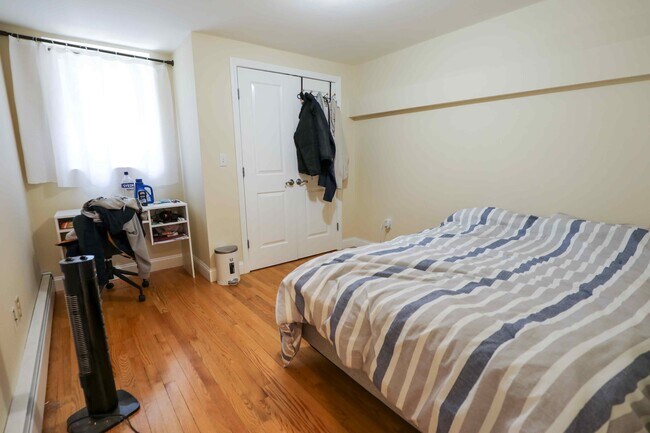 Photo - 1870 Commonwealth Ave Unidad 3