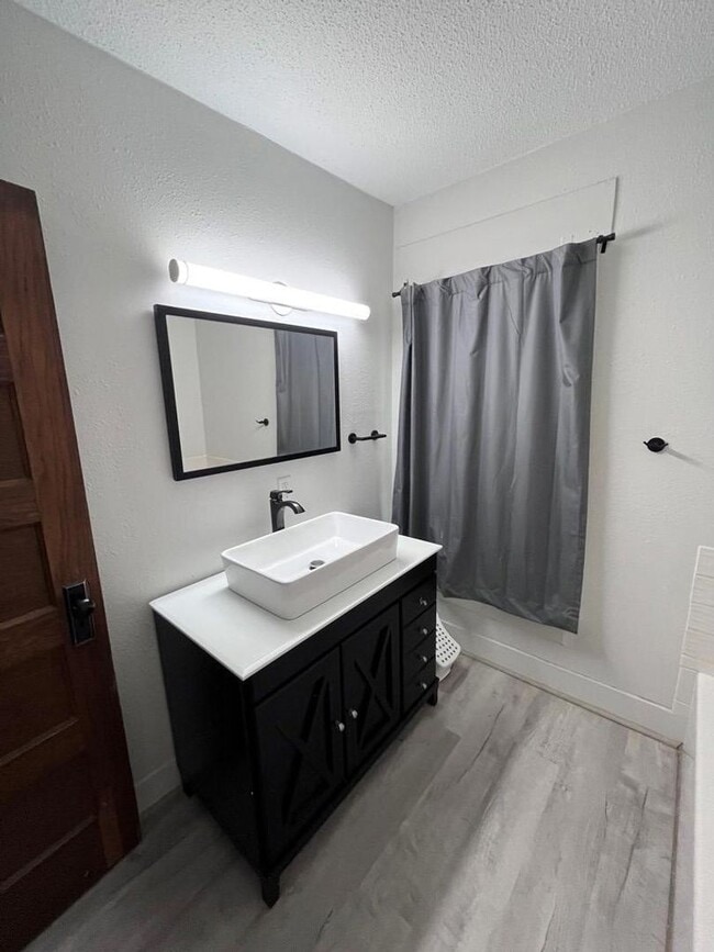 Photo - 4B/2B Home in Webster City $1,695.00