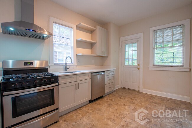 Photo - 735 Ponce De Leon Ct NE