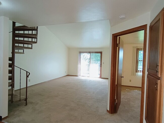 Photo - River Park Terrace