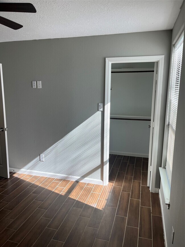 Photo - 18222 Bonnie Alice Dr Unit A
