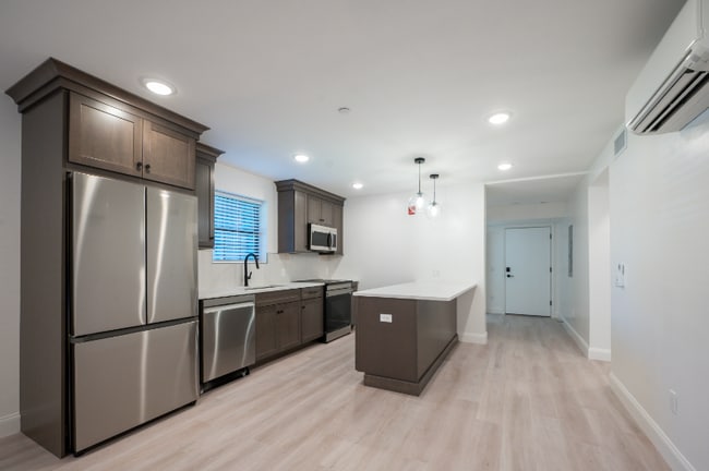 Photo - 126 Adelaide Ave Apartment Unit B02