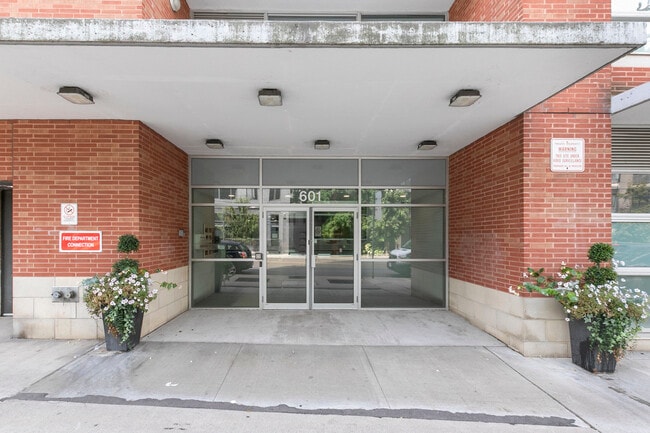 Photo - 309-601 Kingston Rd Unit 309