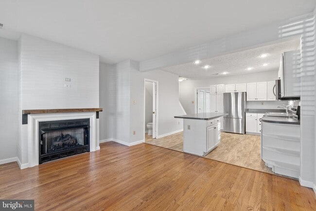 Photo - 516 Second St