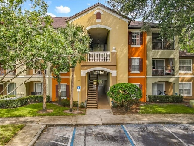 Building Photo - 713 Crest Pines Dr Unit 225 Rental