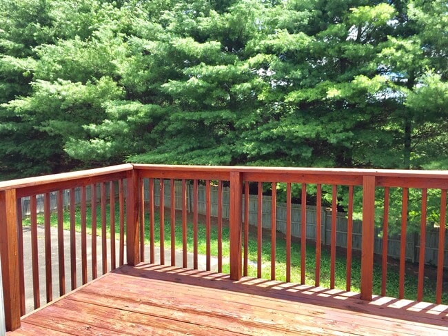 Photo - 1692 Oriole Dr