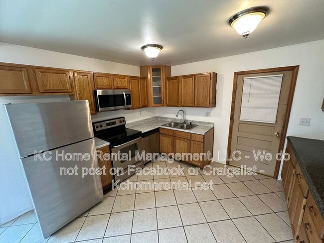 Photo - 12211 E 52nd Terrace