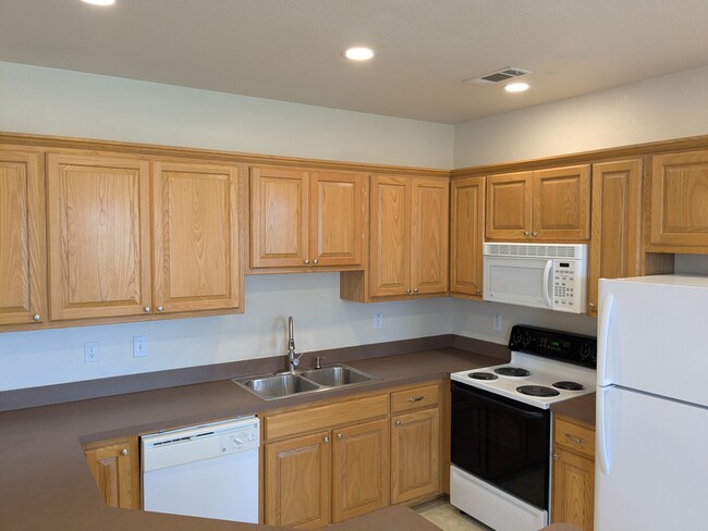 Photo - 102 N Dallas St Condo Unit 204