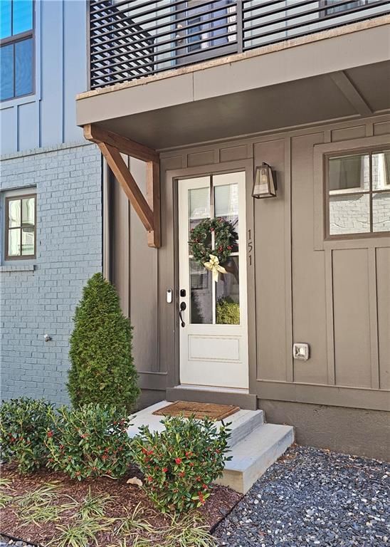 Building Photo - 151 Chestnut Cir