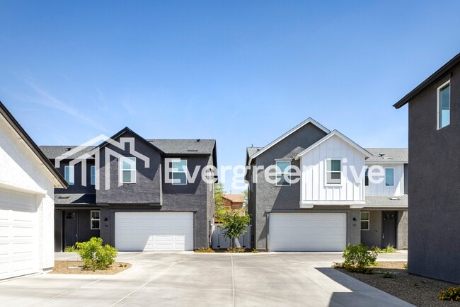 Photo - 9117 N 181st Ave