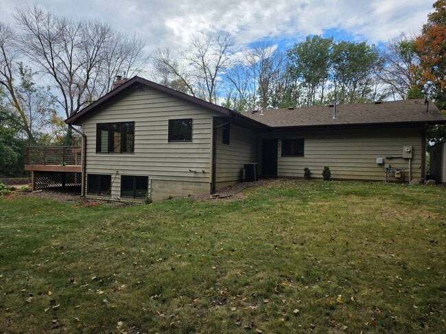 Photo - 4110 Juneau Ln N