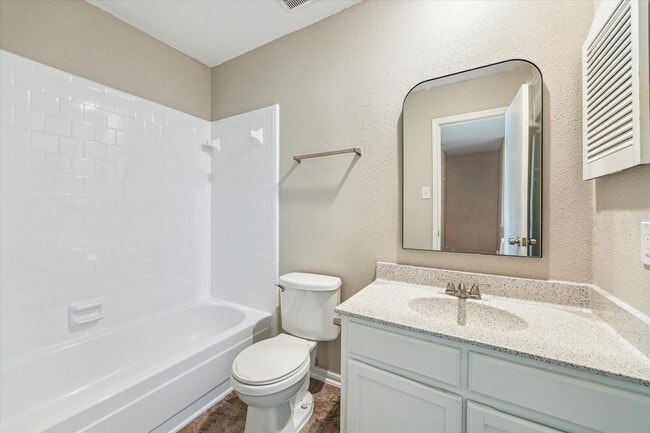 Building Photo - 10311 Richmond Hill Dr Rental