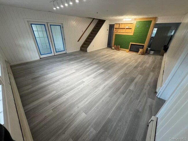 Photo - 6 Serpentine Ln