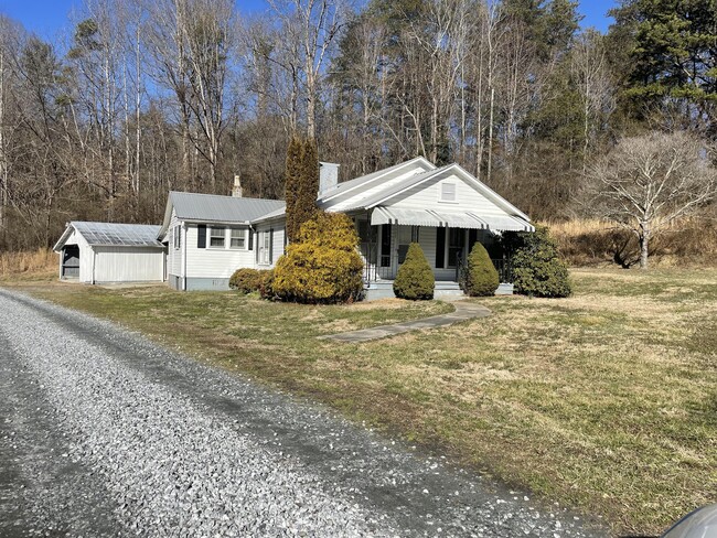 Photo - 1943 Blowing Rock Blvd House