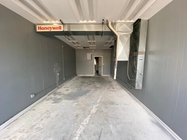 Photo - 5753 Ridge Rd