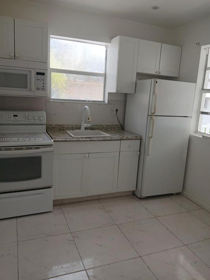 Photo - 2311 NE 135th Terrace