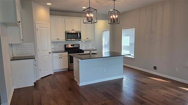 Photo - 209 Winding Hollow Ln